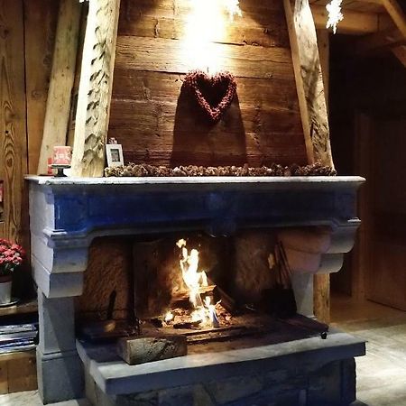 Chambre D'Hotes La Ferme D'En Bas Samoëns Zewnętrze zdjęcie