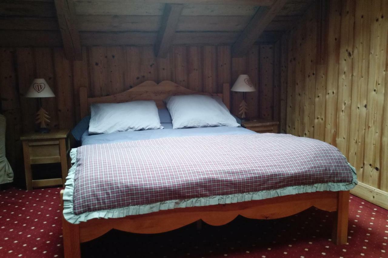 Chambre D'Hotes La Ferme D'En Bas Samoëns Zewnętrze zdjęcie