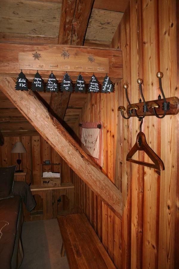Chambre D'Hotes La Ferme D'En Bas Samoëns Zewnętrze zdjęcie