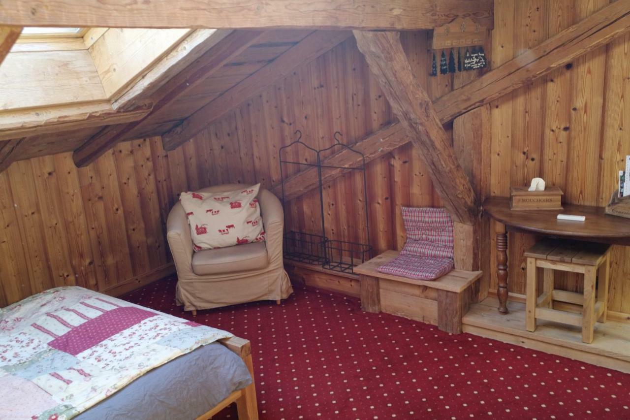 Chambre D'Hotes La Ferme D'En Bas Samoëns Zewnętrze zdjęcie