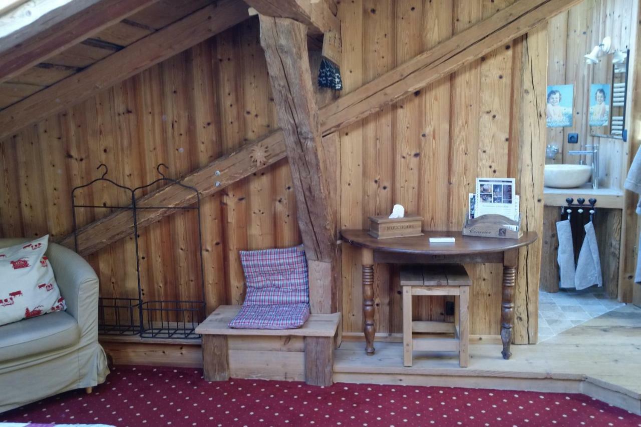 Chambre D'Hotes La Ferme D'En Bas Samoëns Zewnętrze zdjęcie
