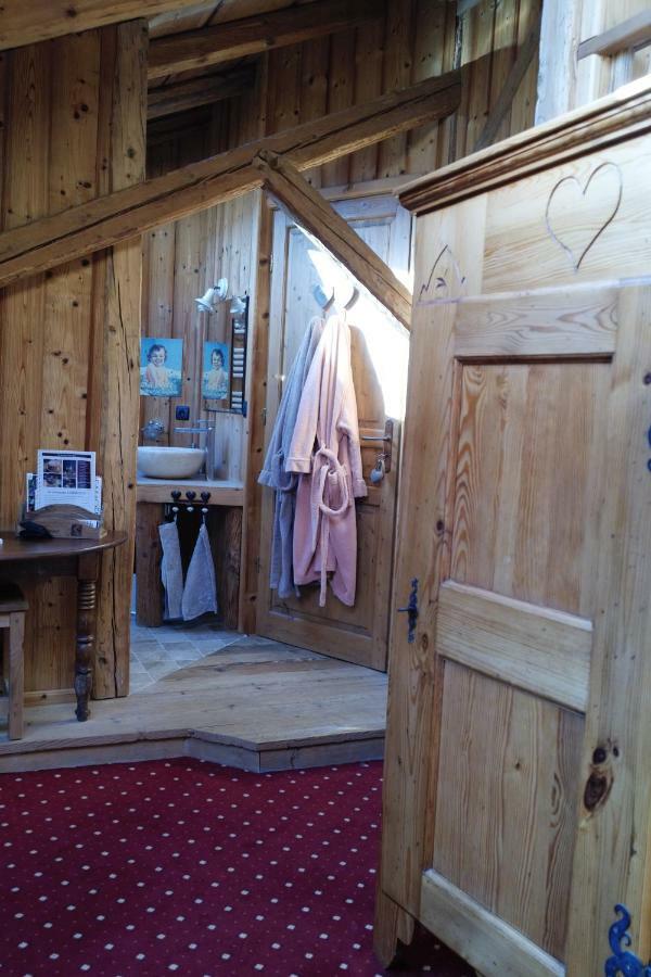 Chambre D'Hotes La Ferme D'En Bas Samoëns Zewnętrze zdjęcie